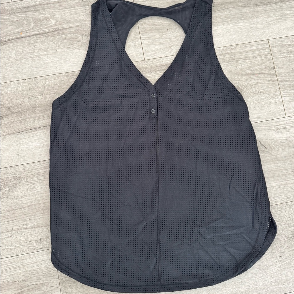 Lululemon Women's Var-City Tank Black Size 10 Breathable Stretch Vneck Mesh